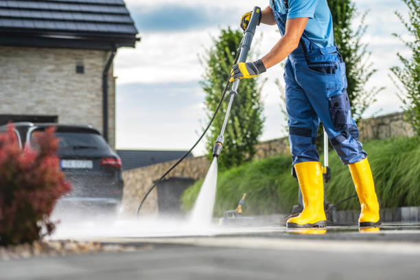 Best Parking Lot and Garage Cleaning  in Dearborn Heights, MI